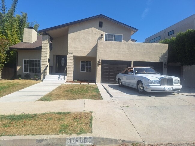 Building Photo - 11960 Modjeska Pl