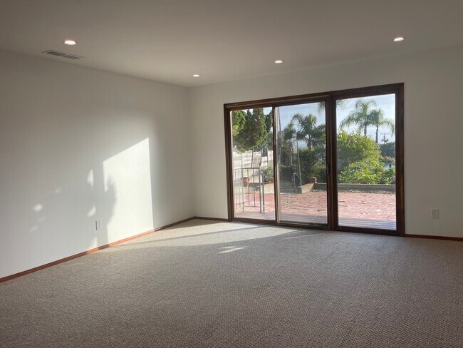 Building Photo - 2112 Burgener Blvd