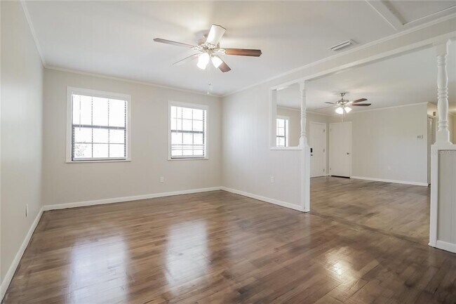 Building Photo - 1198 S Golf Lake Dr