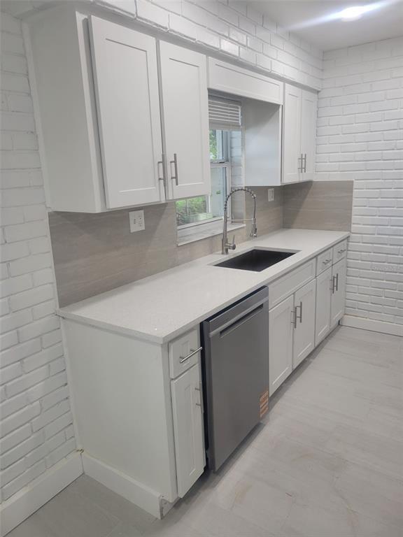 Foto del edificio - 904 Winchester Ct