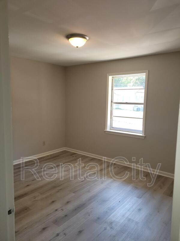 Foto del edificio - 1002 Hillcrest Ave