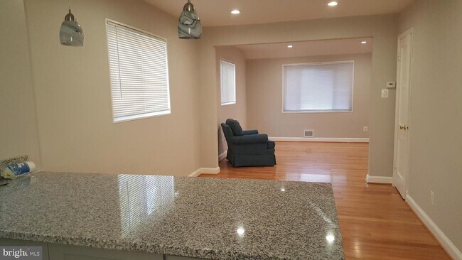 Building Photo - 11102 Bucknell Dr