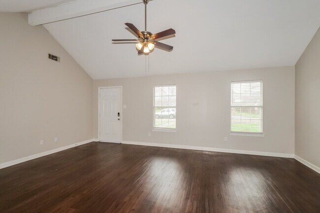 Foto del edificio - 8450 Kimberly Rose Dr