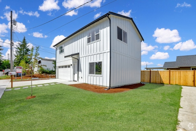 Building Photo - 4944 N Vassault St