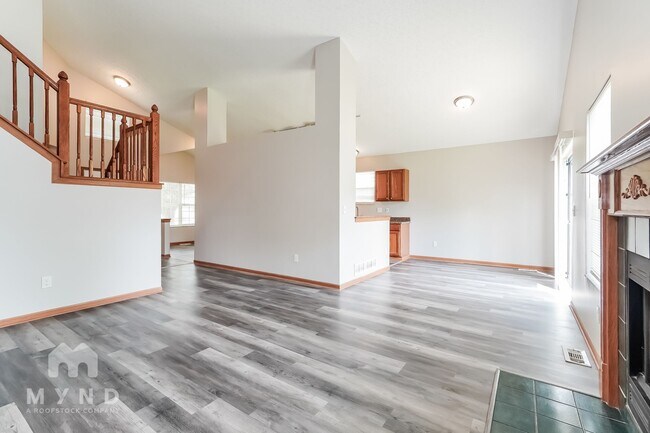 Foto del edificio - 5038 Rolling Rock Ct