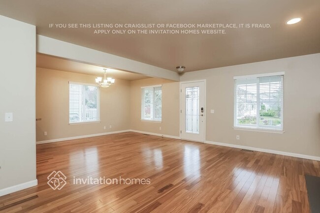 Building Photo - 11408 33rd St NE