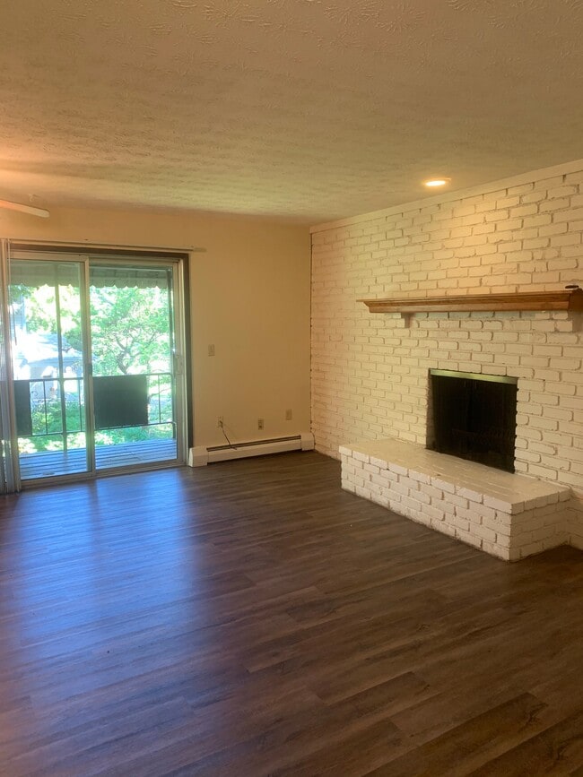 Photo - 2065 Sutton Ave House