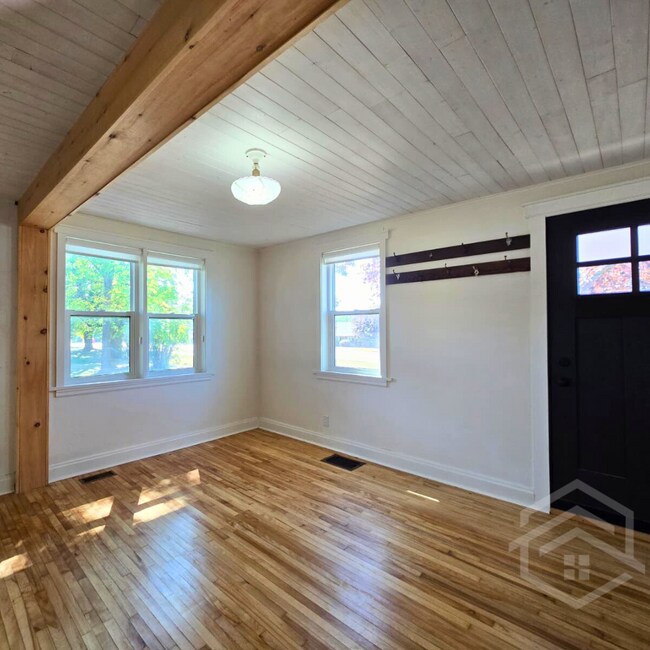 Photo du bâtiment - 2-Bedroom Available in Tillsonburg!!