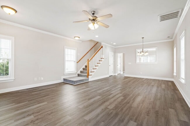 Foto del edificio - Charming and Move-In Ready 3BR Home | Prim...