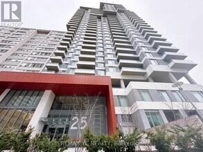 Building Photo - 25 Holly St