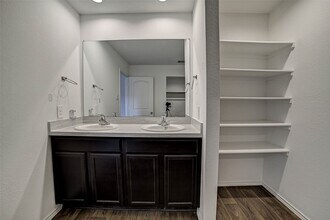 Building Photo - 21242 Violet Dusk Dr