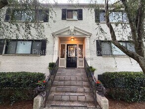 Building Photo - 870 Glendale Terrace NE