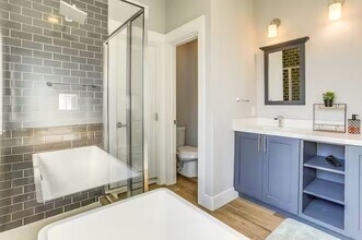 Building Photo - 3108 Baer St