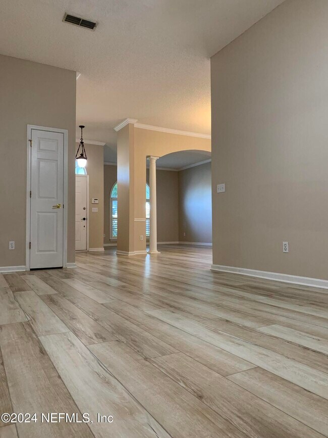 Building Photo - 11614 Alexis Forest Dr