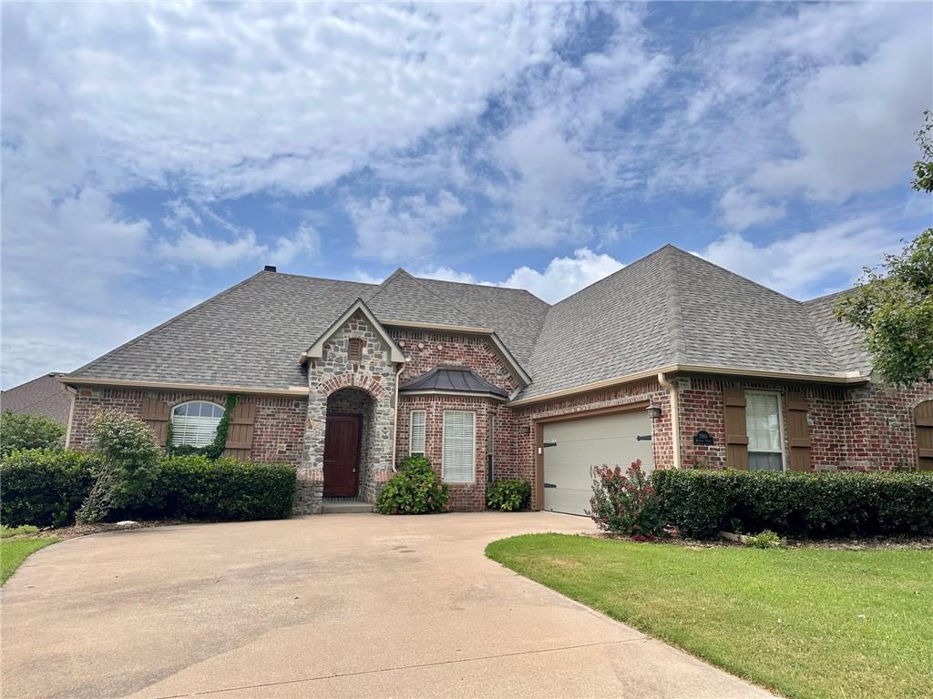 Foto principal - 3568 Bastille St