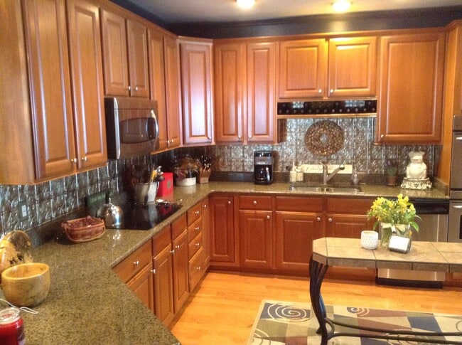 Cocina ejecutiva - 1518 Enyart Way