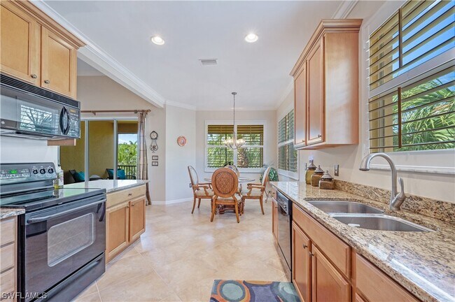 Building Photo - 12031 Toscana Way
