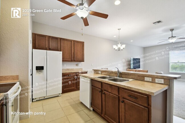 Foto del edificio - 1019 Green Gate Blvd