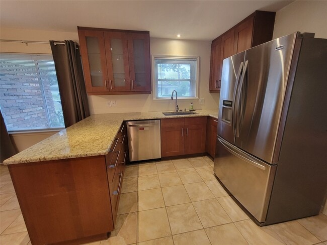 Foto del edificio - 6823 Hartland St