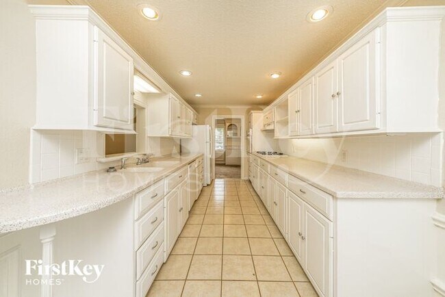 Foto del edificio - 3102 Pecan Ln