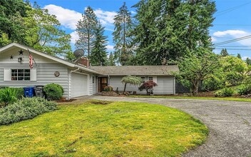 Building Photo - 402 168th Ave SE