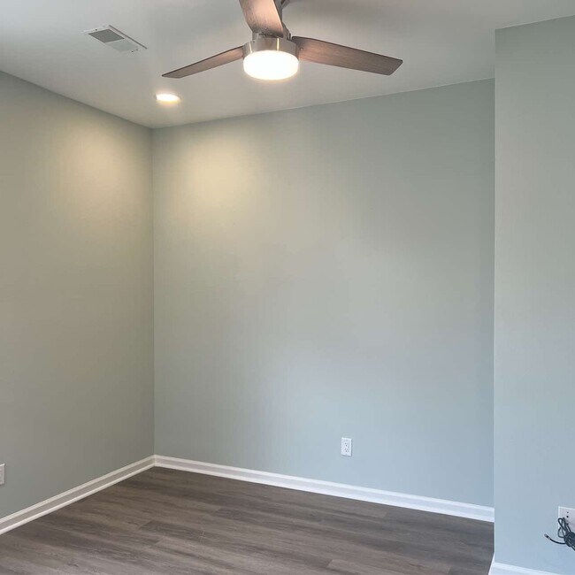 Building Photo - 116 Cypress Run