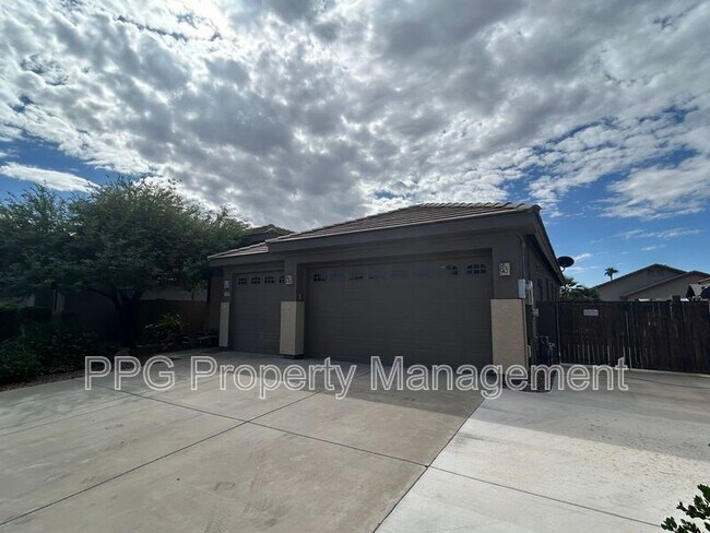 Foto del edificio - 14419 W Evans Dr