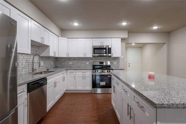 Foto del edificio - 11933 Beechnut St