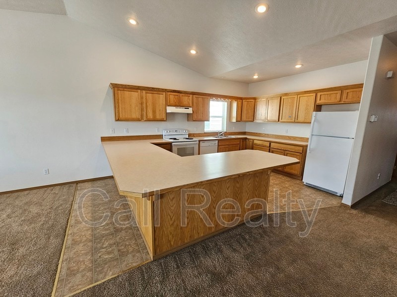 821 S Russell St, Airway Heights, WA 99001 Condo for Rent in Airway