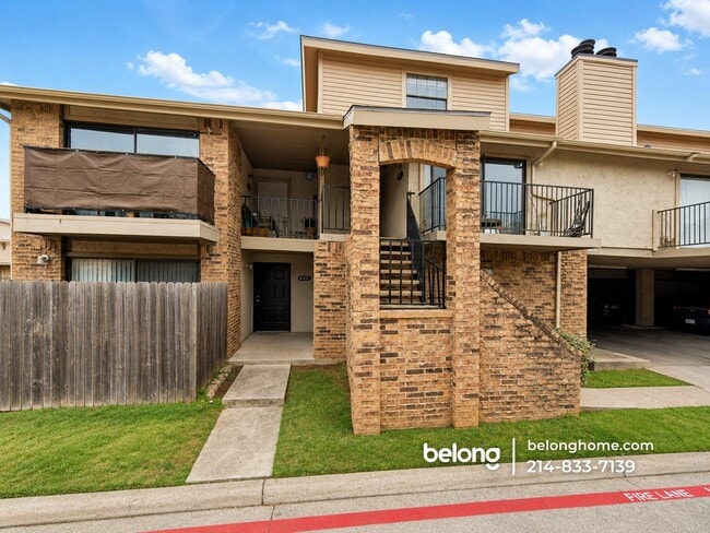 Building Photo - 232 Shady Ln Dr
