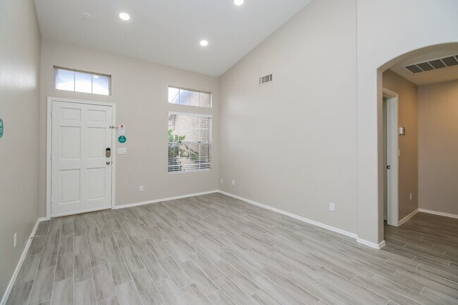 Foto del edificio - 1815 E Ironwood Dr
