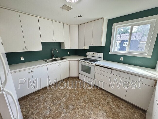 Foto del edificio - 993 E 200 N