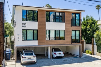 Building Photo - 1427 N Vista St