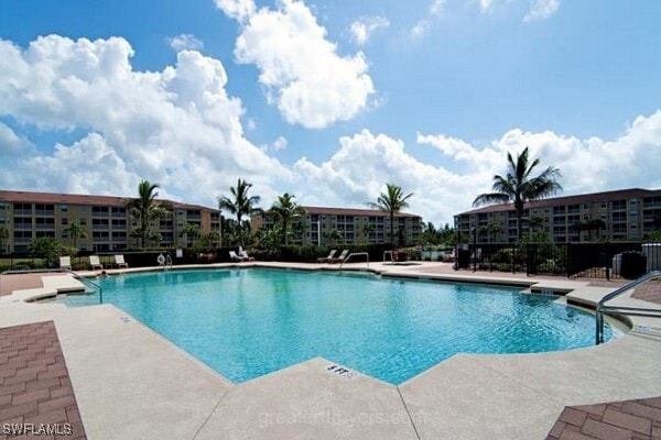 Foto del edificio - 8490 Kingbird Loop