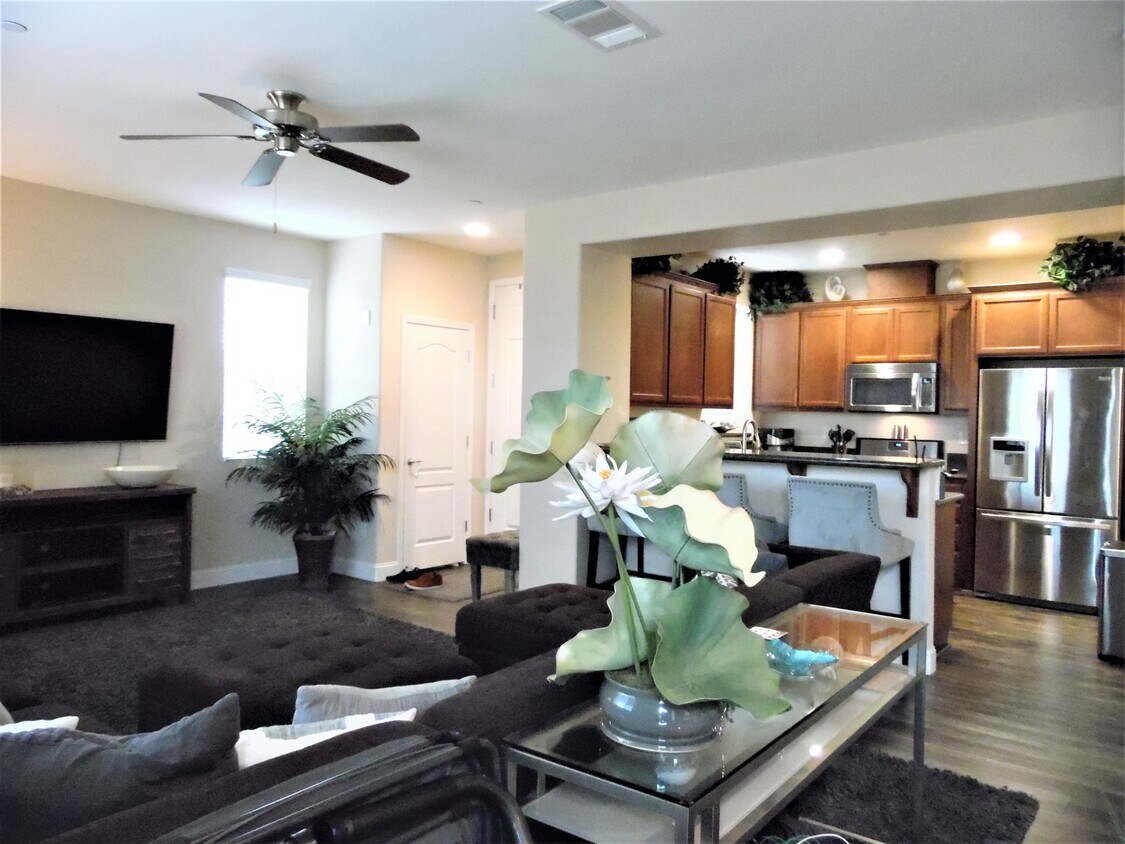1801 Rivage Cir, Folsom, CA 95630 Townhome Rentals in Folsom CA