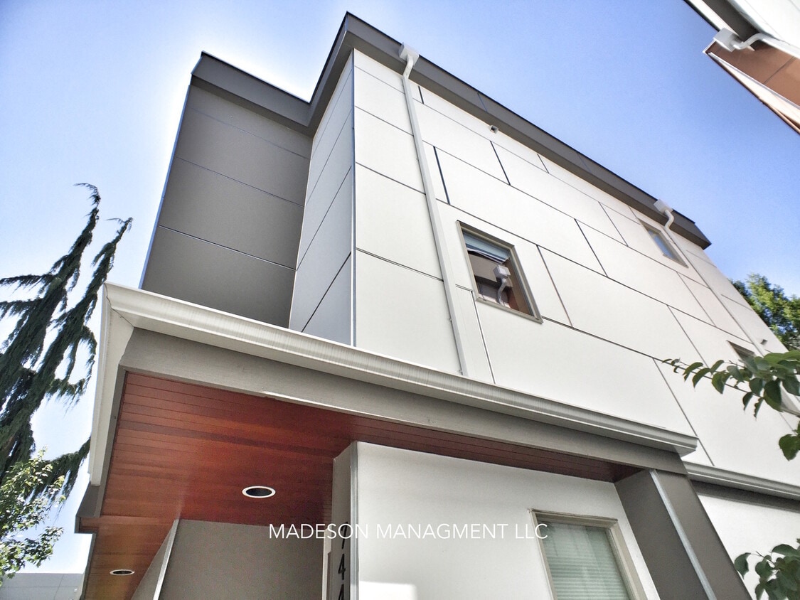 Photo - 7445 A 4th Ave NE