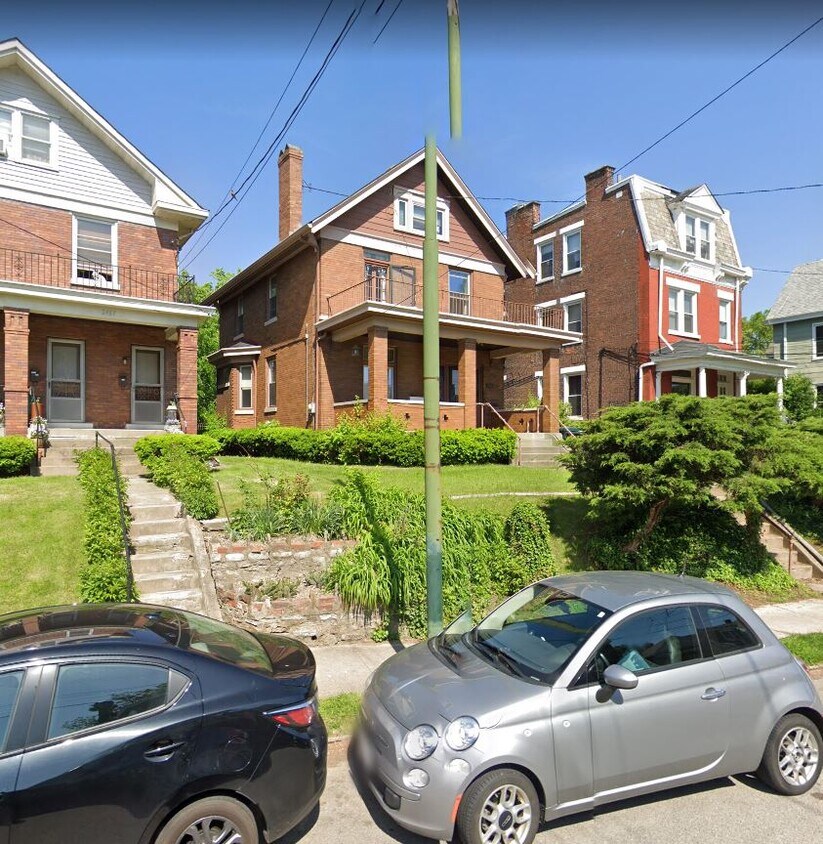 Foto del edificio - 2409 Fairview Ave