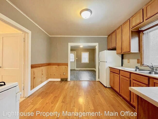 Building Photo - 1 br, 1 bath House - 4602 Walton Avenue SW