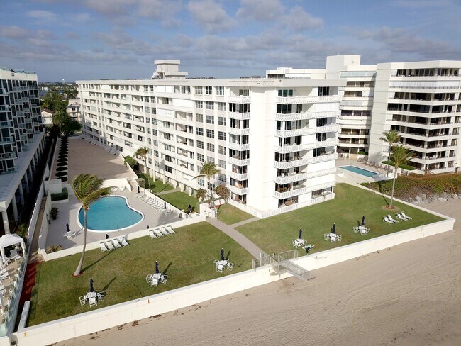 Building Photo - 3570 S Ocean Blvd