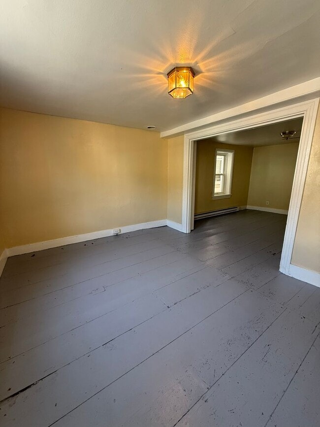 Foto del edificio - 312 N Pine St