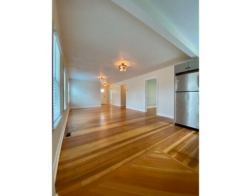 Building Photo - 121 Orne St