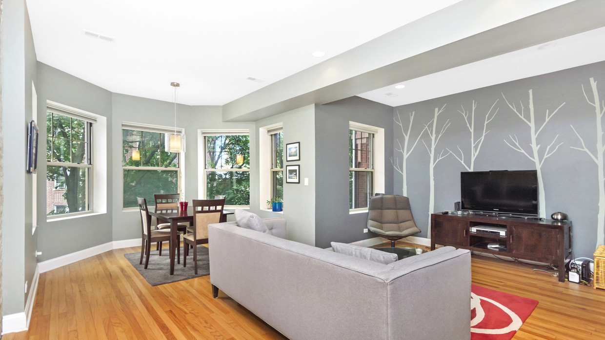 Foto principal - 1637 W Granville Ave