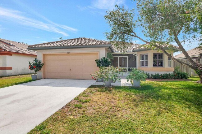 Building Photo - 8674 Tourmaline Blvd