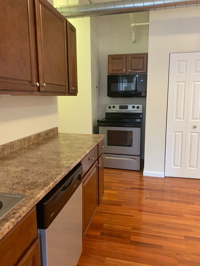 Foto del edificio - Parazin Lofts