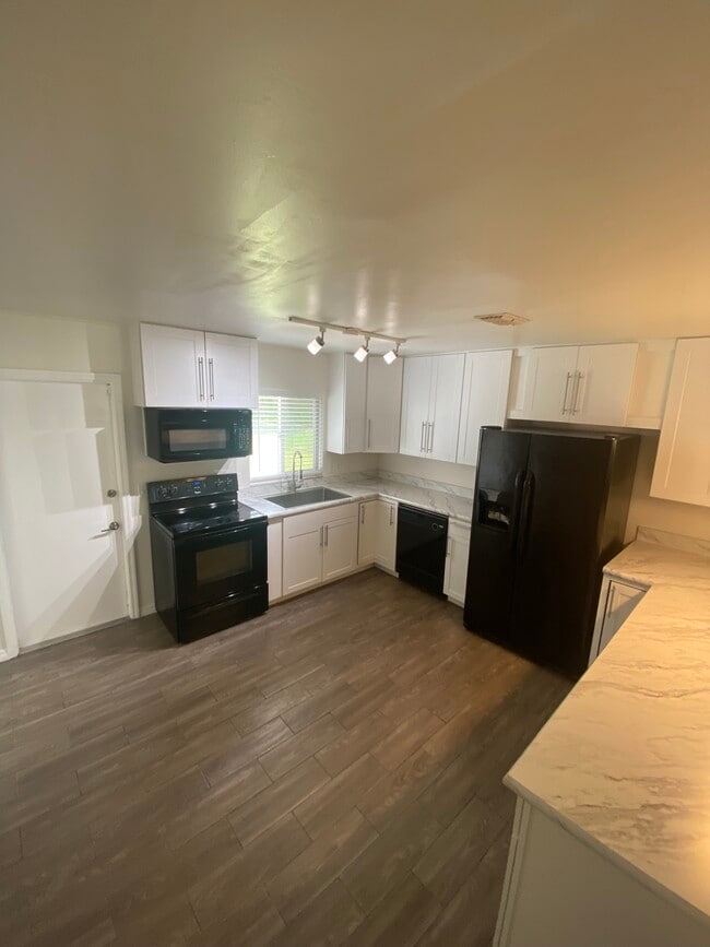 Kitchen - 5210 Sunrise Blvd