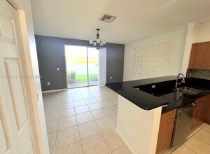 Building Photo - 2641 SW 83rd Ave