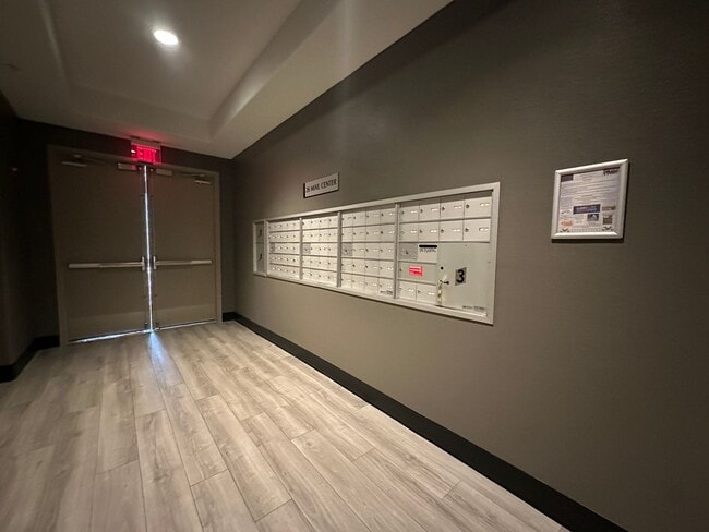 Building Photo - Luxury guard-gated mid-rise Manhattan Cond...