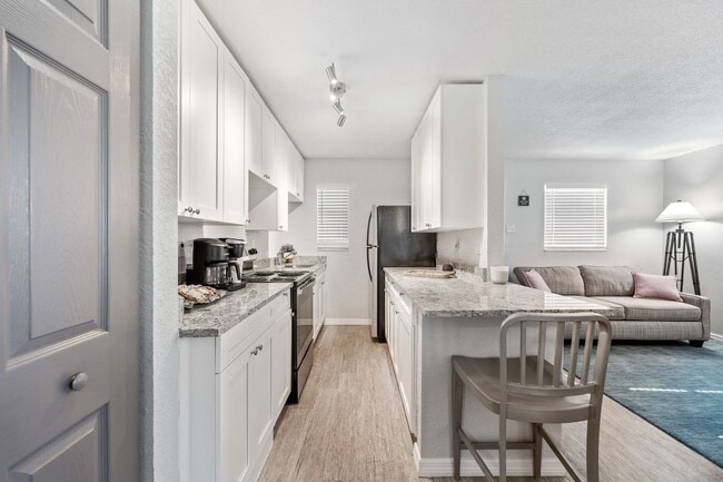 Interior Photo - Indian River Shores