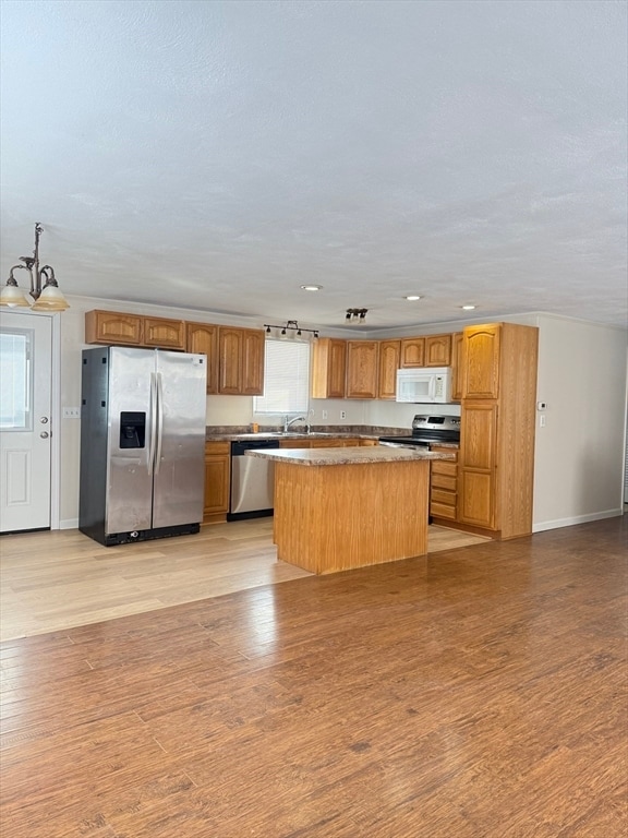 Building Photo - 33 N Sullivan Rd