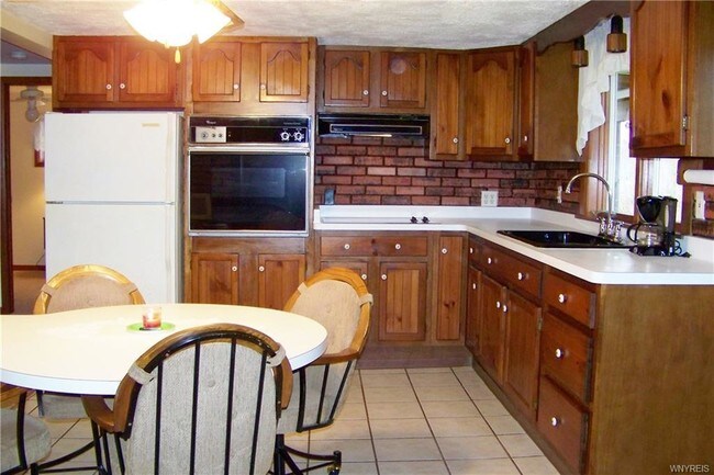 Foto del edificio - 10005 Tonawanda Creek Rd
